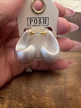 Posh Pearl-Effect Chunky Crescent Hoop Earrings - White